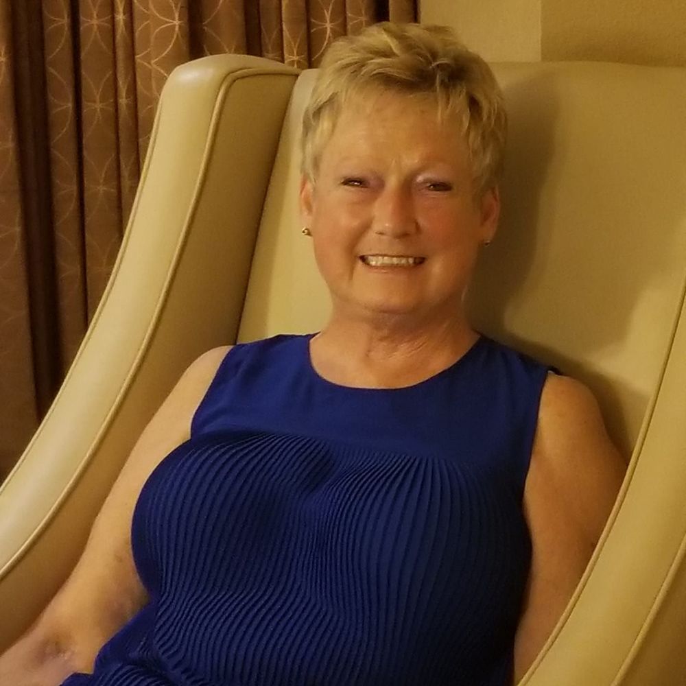 Meet your Posher, Sandy